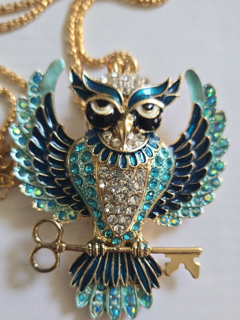 Betsey Johnson Retired Blue AB Crystal Owl Perched on Key Necklace NOS (BIN 010)